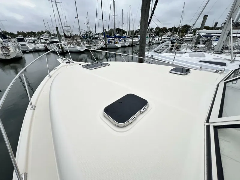 Slide: The Image of Mainship Pilot 34 2004 - 5682633