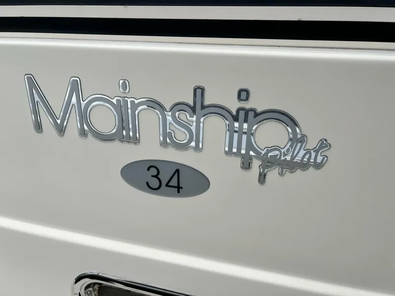 Slide: The Image of Mainship Pilot 34 2004 - 5682639