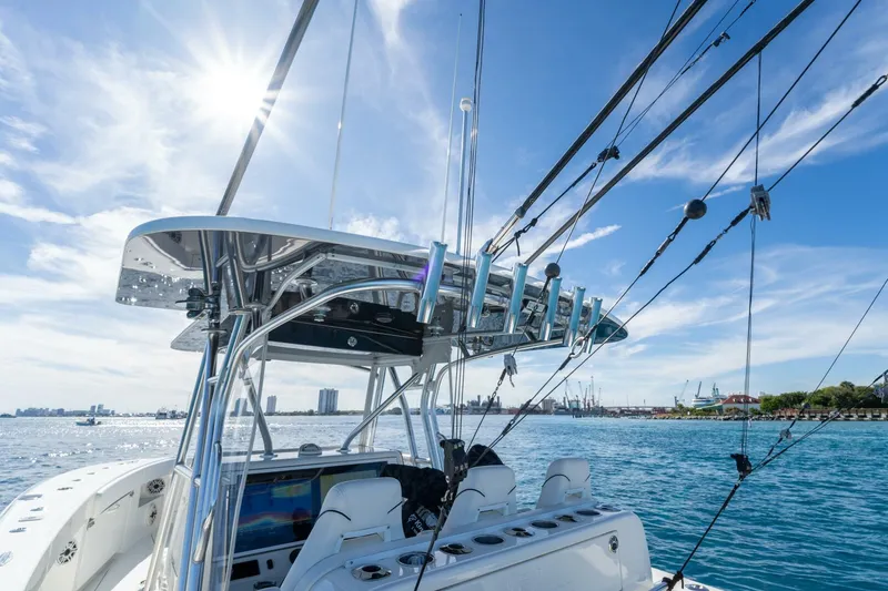 Slide: The Image of SeaVee 370z 2021 - 5856134