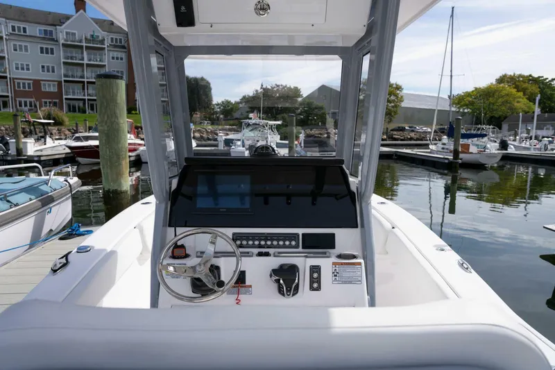 Slide: The Image of Sea Fox 248 Commander 2025 - 5718642