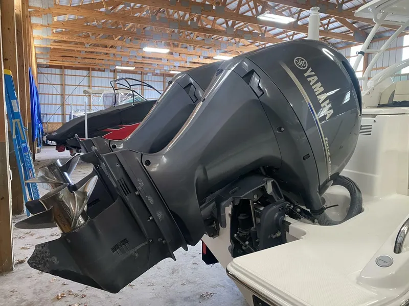 Slide: The Image of Pursuit 266 Dual Console 2021 - 5683153