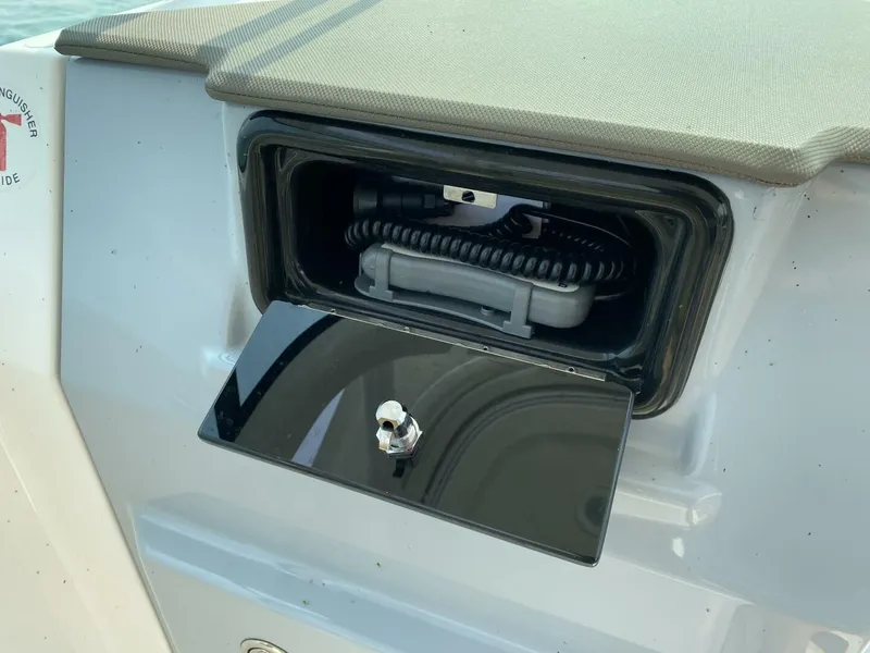 Slide: The Image of Pursuit 266 Dual Console 2021 - 5683176