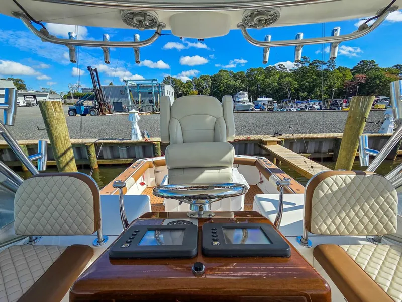 Slide: The Image of Egg Harbor 35' Predator Express 2005 - 5711429