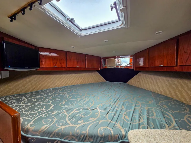 Slide: The Image of Egg Harbor 35' Predator Express 2005 - 5711433