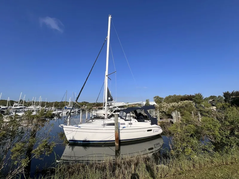 The Image of Hunter 306 2003 - 5683287