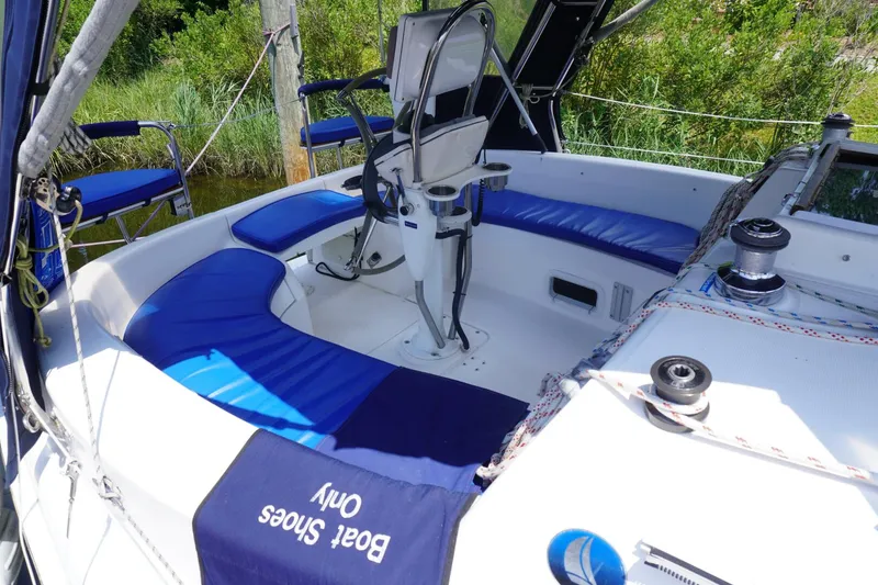 Slide: The Image of Hunter 306 2003 - 5683683