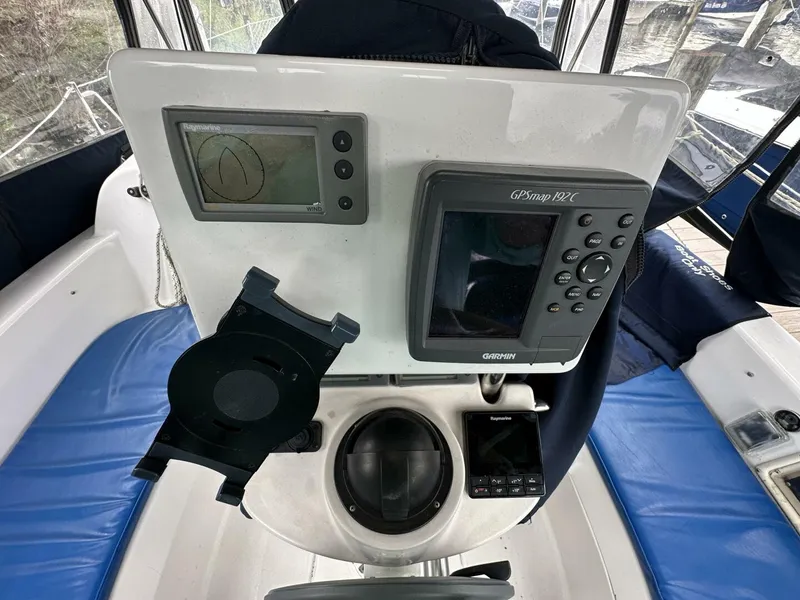 Slide: The Image of Hunter 306 2003 - 5683784