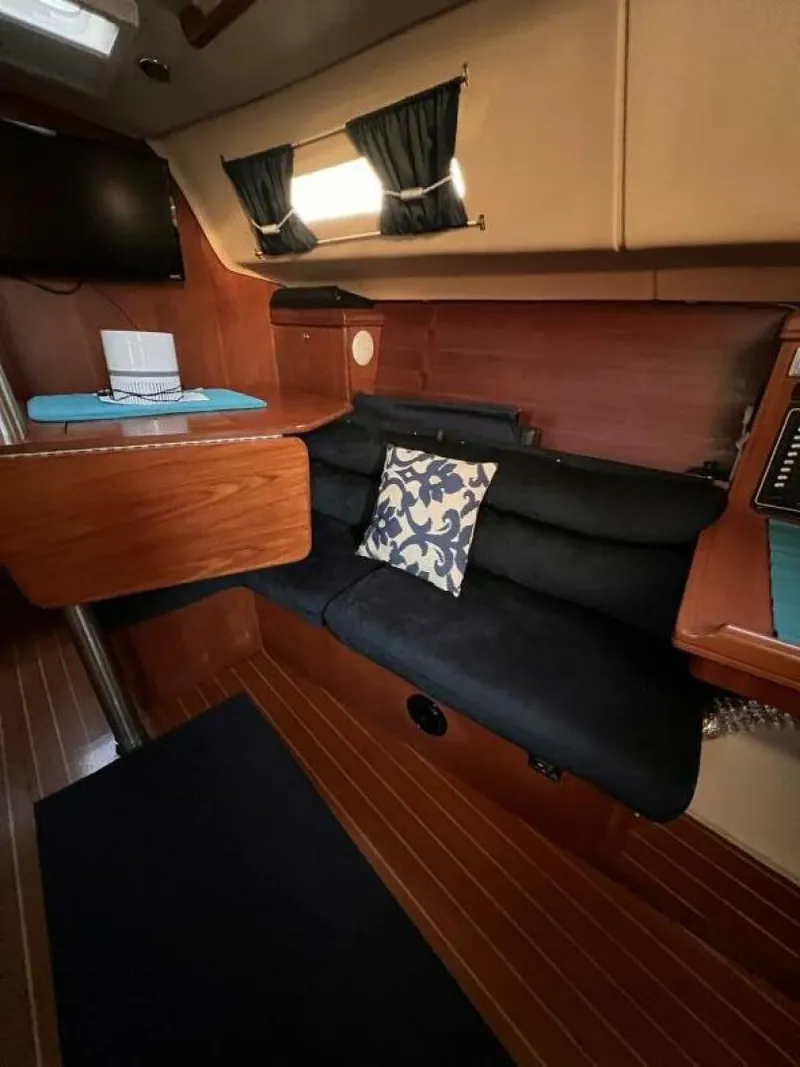 Slide: The Image of Hunter 306 2003 - 5707733