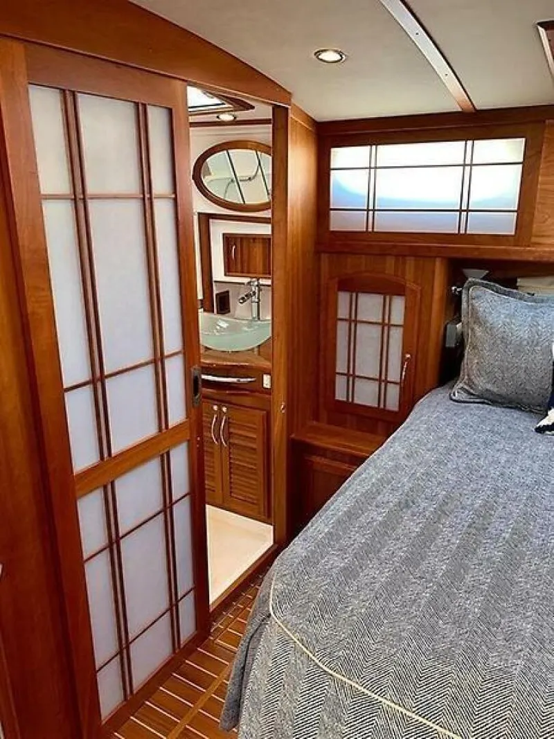 Slide: The Image of 0005393615 - 5683310