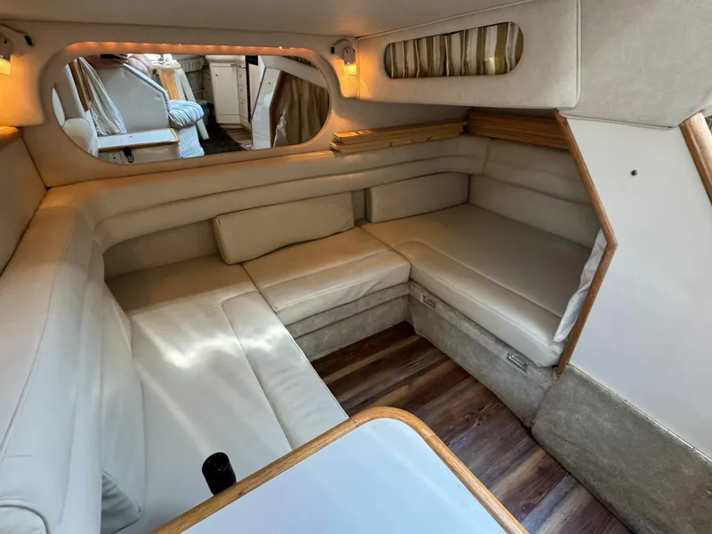 Slide: The Image of Sea Ray 330 Sundancer 1997 - 5683446