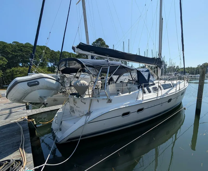 The Image of Hunter 410 2002 - 5687385