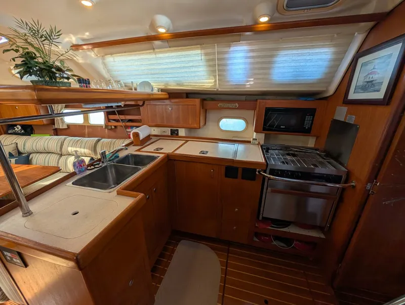 Slide: The Image of Hunter 410 2002 - 5683851