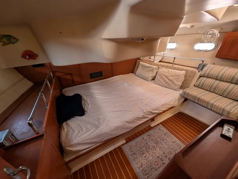 Slide: The Image of Hunter 410 2002 - 5683858