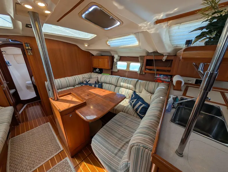 Slide: The Image of Hunter 410 2002 - 5683855