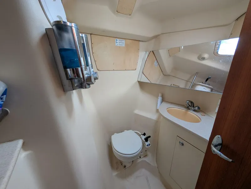 Slide: The Image of Hunter 410 2002 - 5683852