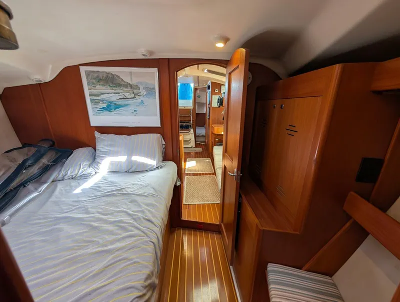 Slide: The Image of Hunter 410 2002 - 5683853