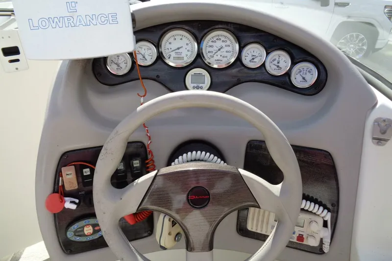 Slide: The Image of Stingray 240 LR 2004 - 5683946