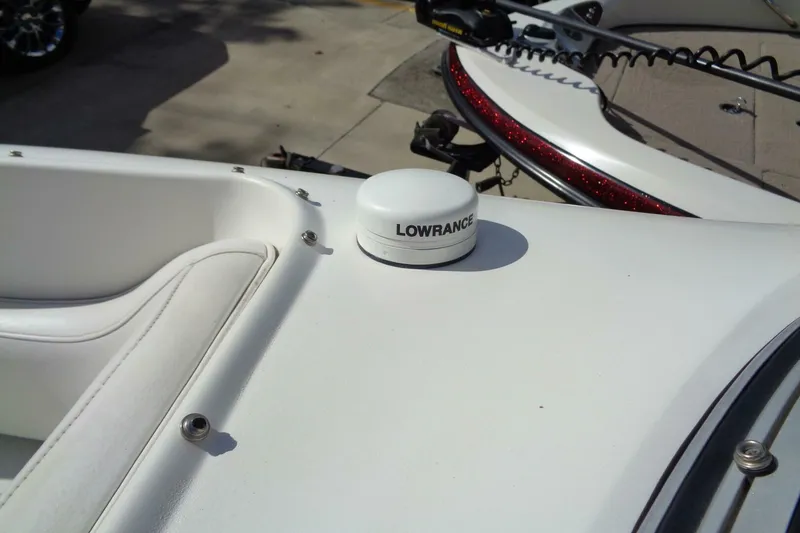 Slide: The Image of Stingray 240 LR 2004 - 5683951