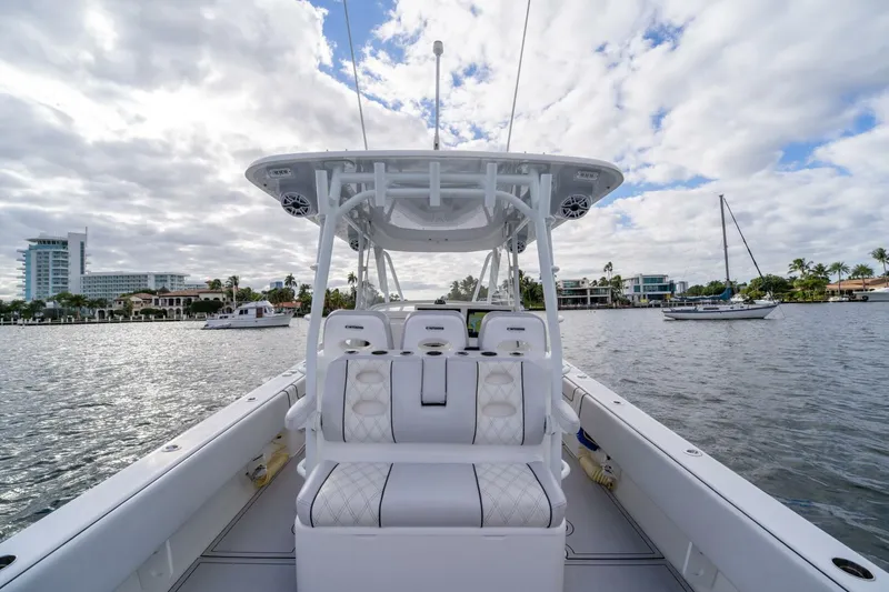 Slide: The Image of Contender 39 Fisharound 2023 - 5850423