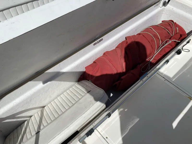 Slide: The Image of Boston Whaler 18 Dauntless 1998 - 5684308