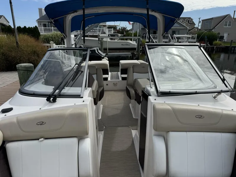Slide: The Image of Regal 2700 Bowrider 2015 - 5684458