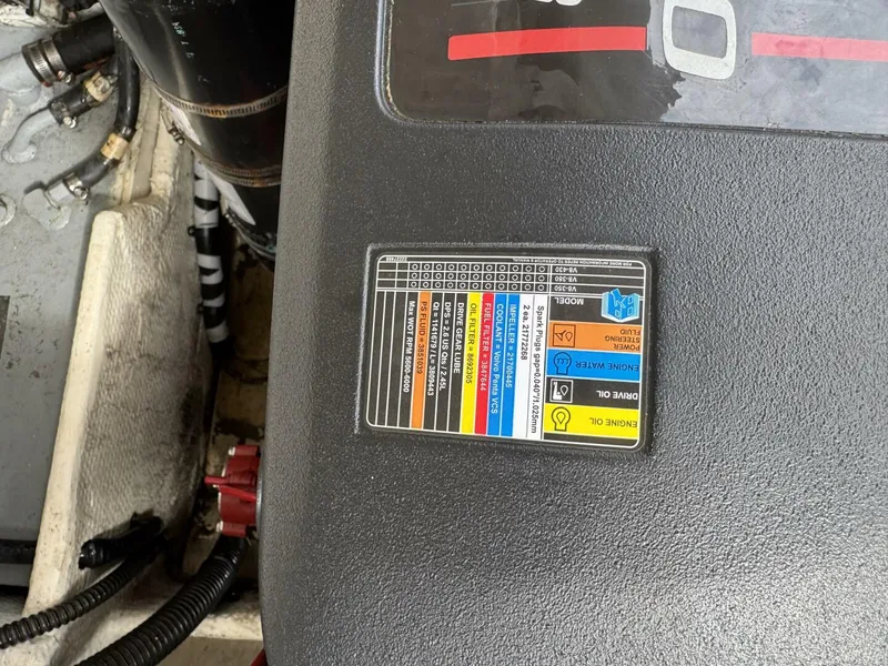 Slide: The Image of Regal 2700 Bowrider 2015 - 5684471