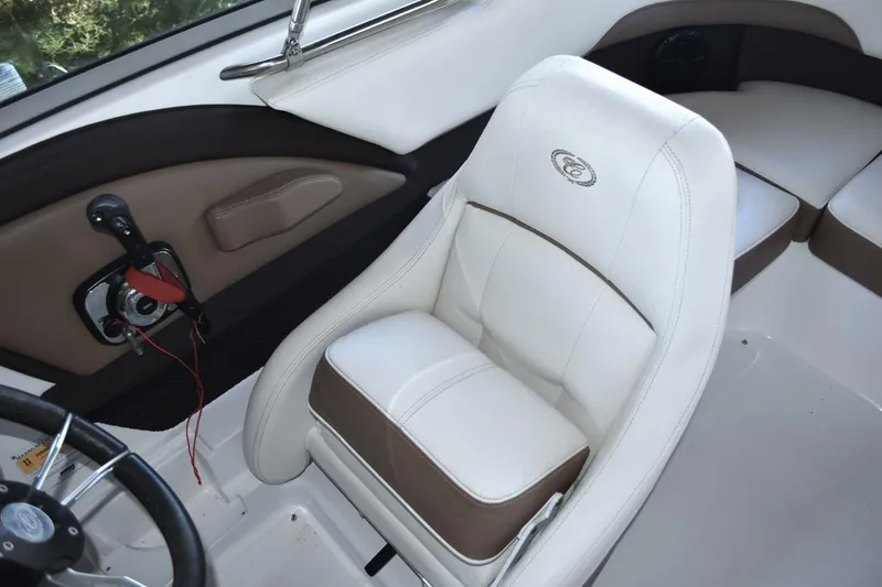 Slide: The Image of Cobalt 200S 2017 - 5684567