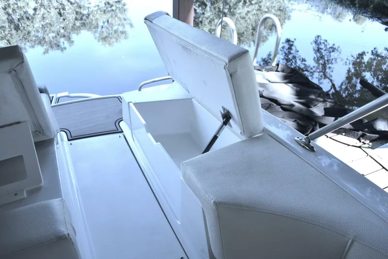 Slide: The Image of Cobalt 200S 2017 - 5684592