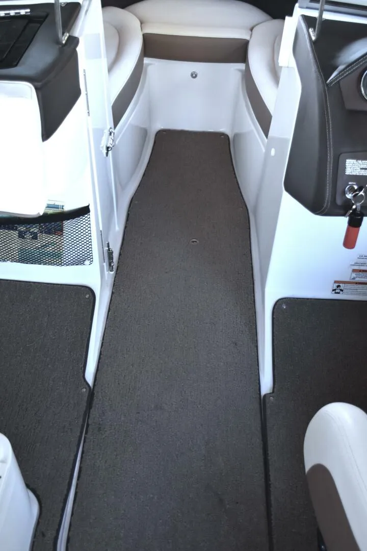 Slide: The Image of Cobalt 200S 2017 - 5684607