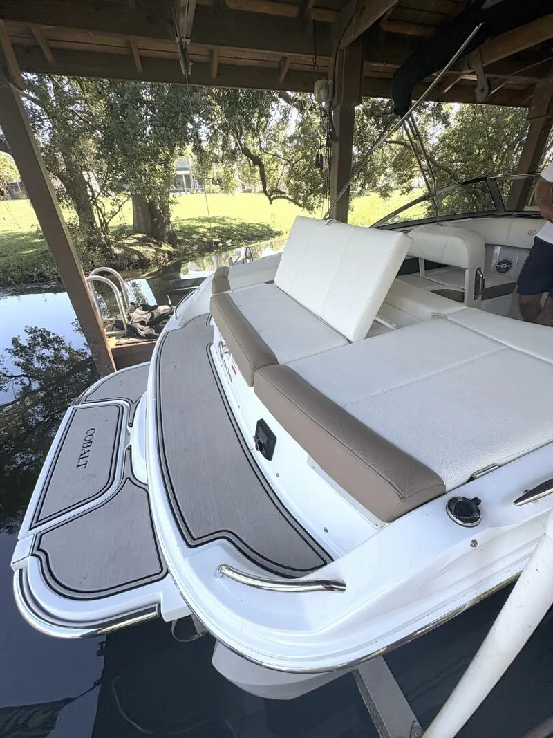 Slide: The Image of Cobalt 200S 2017 - 5684535