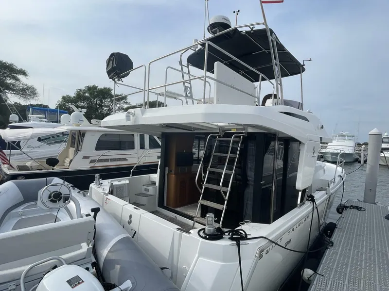 Slide: The Image of Beneteau Swift Trawler 35- Flybridge 2018 - 5684856