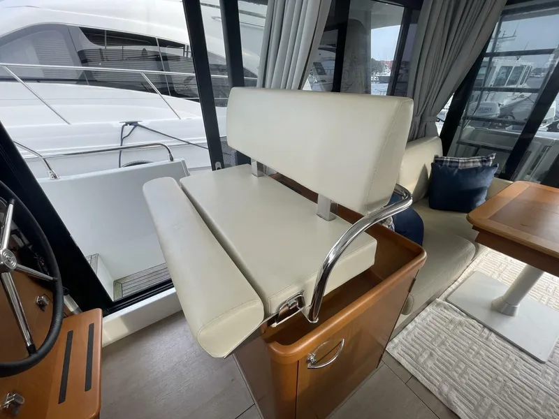 Slide: The Image of Beneteau Swift Trawler 35- Flybridge 2018 - 5684890