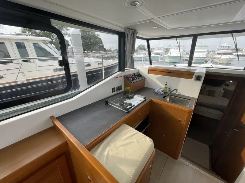 Slide: The Image of Beneteau Swift Trawler 35- Flybridge 2018 - 5684898