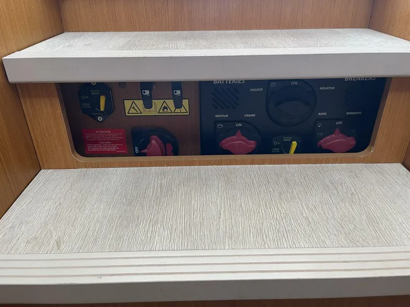 Slide: The Image of Beneteau Swift Trawler 35- Flybridge 2018 - 5684918