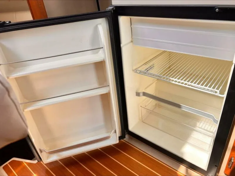 Slide: The Image of Ranger Tug R-27 2015 - 5684729