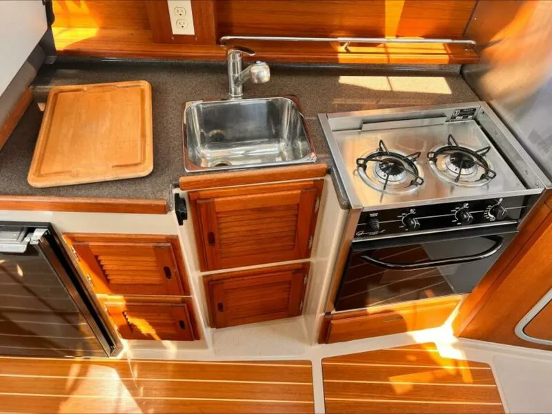 Slide: The Image of Ranger Tug R-27 2015 - 5684731