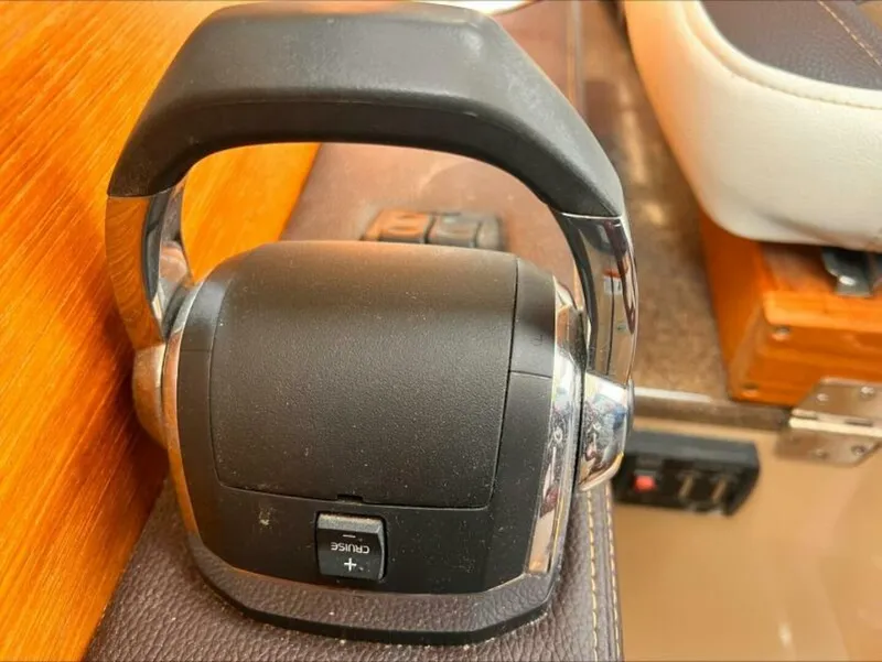 Slide: The Image of Ranger Tug R-27 2015 - 5684753