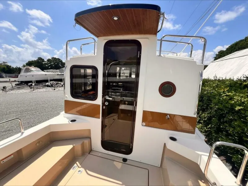 Slide: The Image of Ranger Tug R-27 2015 - 5684777