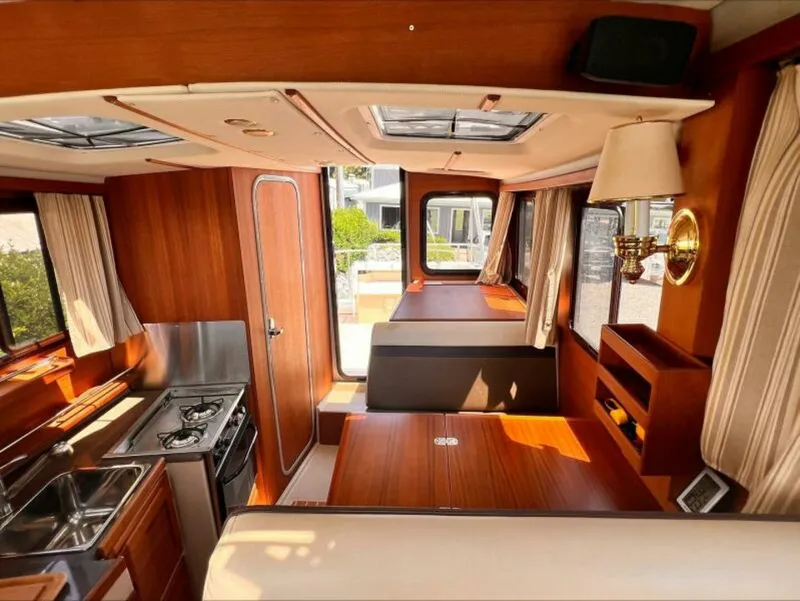 Slide: The Image of Ranger Tug R-27 2015 - 5684719