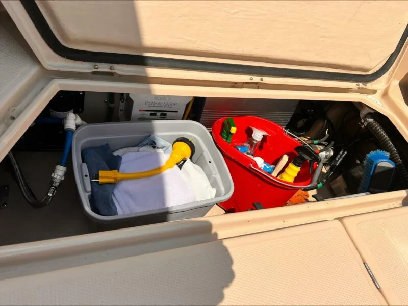 Slide: The Image of Ranger Tug R-27 2015 - 5684788