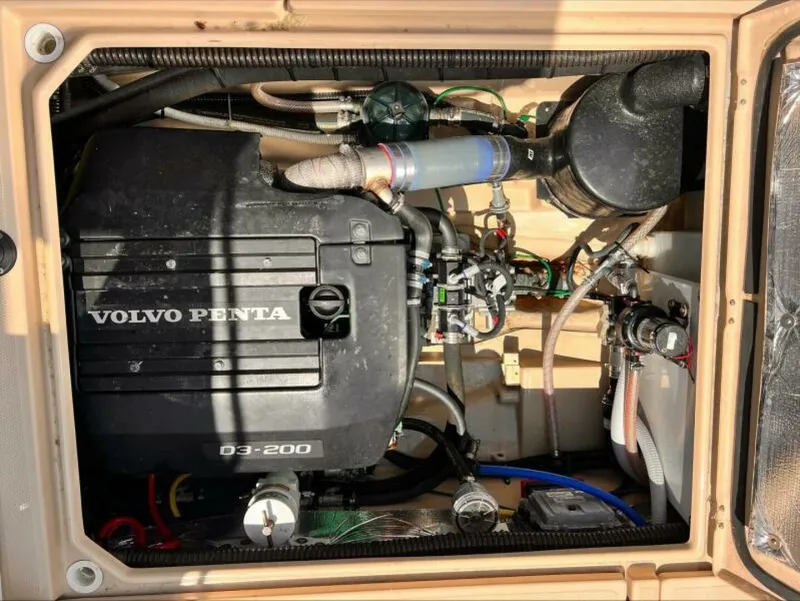 Slide: The Image of Ranger Tug R-27 2015 - 5684811