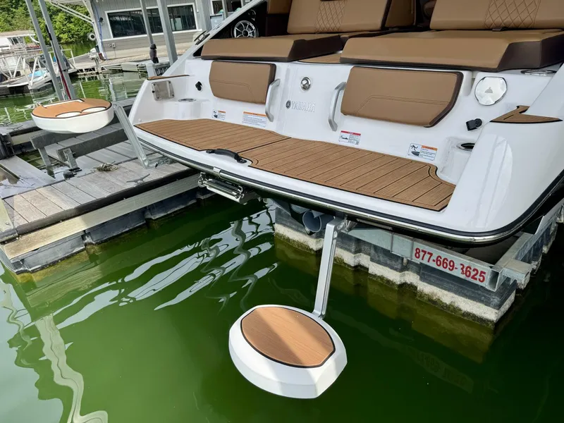 Slide: The Image of Yamaha 252 SD 2024 - 5685502