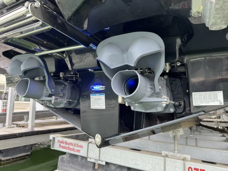 Slide: The Image of Yamaha 252 SD 2024 - 5685504