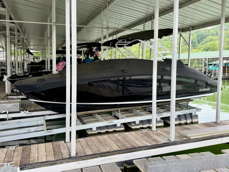 Slide: The Image of Yamaha 252 SD 2024 - 5685532