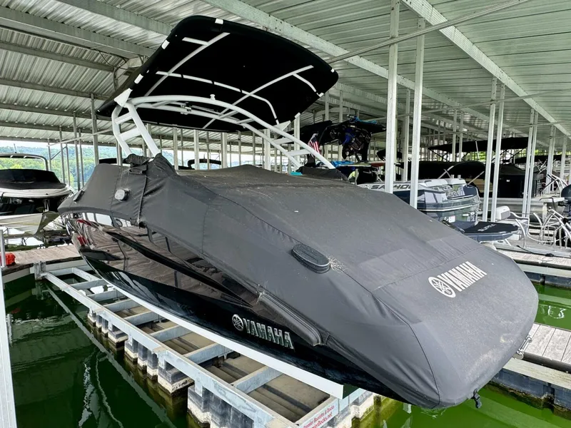 Slide: The Image of Yamaha 252 SD 2024 - 5685533