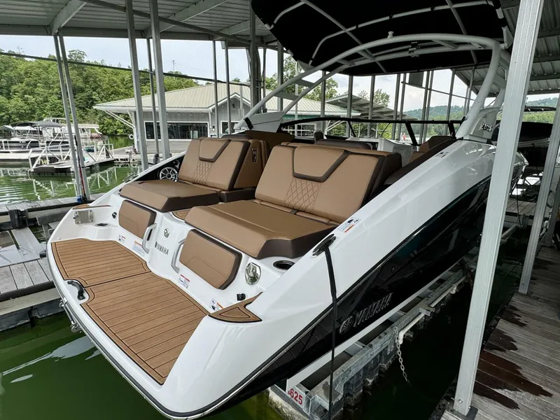 Slide: The Image of Yamaha 252 SD 2024 - 5685395