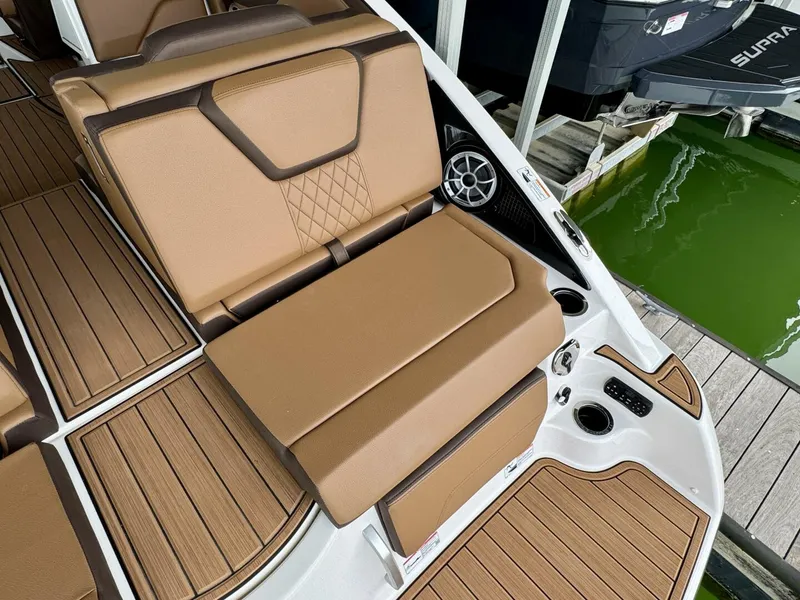 Slide: The Image of Yamaha 252 SD 2024 - 5685401