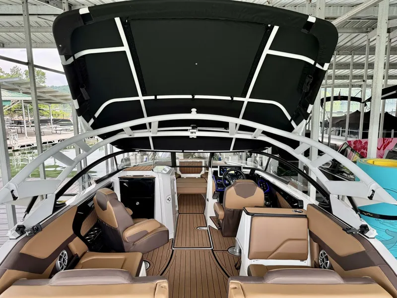 Slide: The Image of Yamaha 252 SD 2024 - 5685428