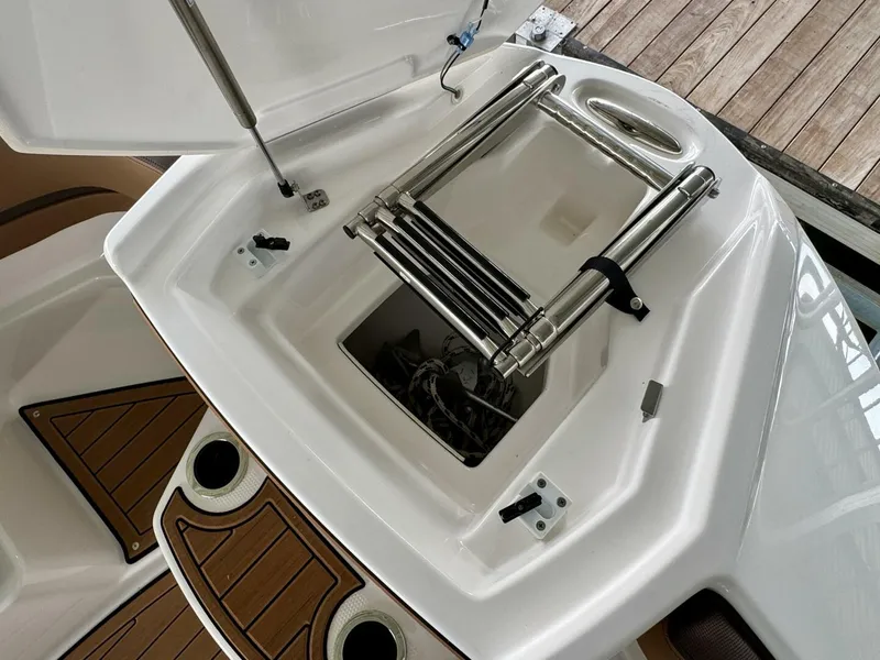 Slide: The Image of Yamaha 252 SD 2024 - 5685471