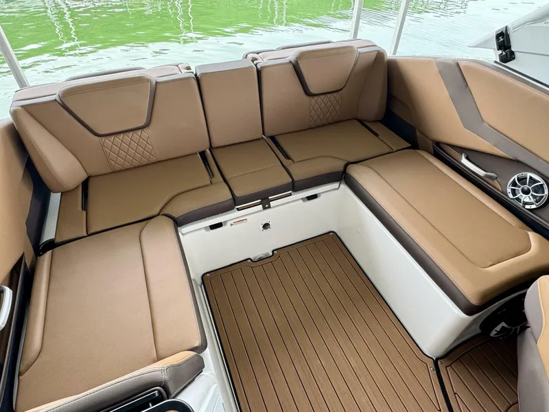 Slide: The Image of Yamaha 252 SD 2024 - 5685488